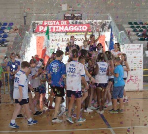 Aversa2015- Acquario pattinaggio Festeggia Vittoria